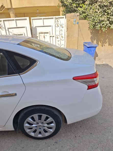 السلام عليكم نيسان سنترا خليجي 2016ماشية 69الف حقيقي بيهة بارد بالجامرلوغ الامامي عل كد شبر للاستفسار ***********
