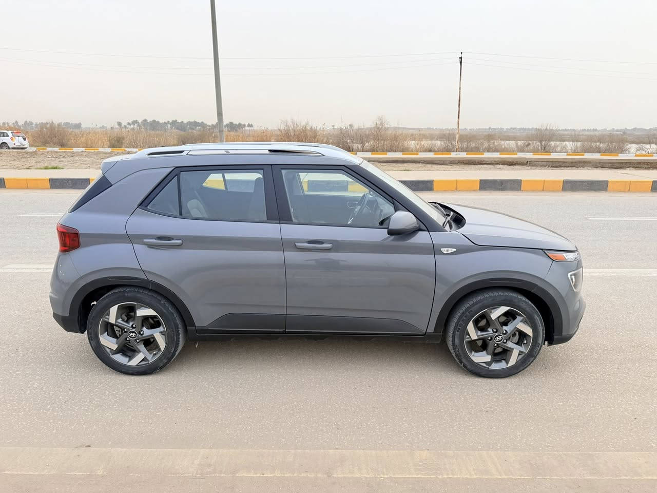 للبيع هيونداي فينو 2023
رقم اربيل تريد وكاله تريد تحويل 
عداد المسافه 28 mile
لون اسمنتي مميز 
فتحه سقف 
رادارات 
داخل لونين وباقي مواصفات الفينو المعروفه 
السعر: 140 وبيها مجال بسيط
صور الحادث مرفقه بلمنشور
حادث بسيط بنيد فقط بدون دواخل ايرباك سليم

مكان السياره بابل  
للاستفسار ***********
