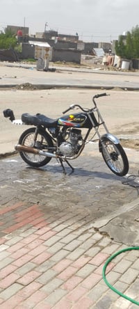ايراني البيع سعر خاص  مكلف بلنشر 07863447674