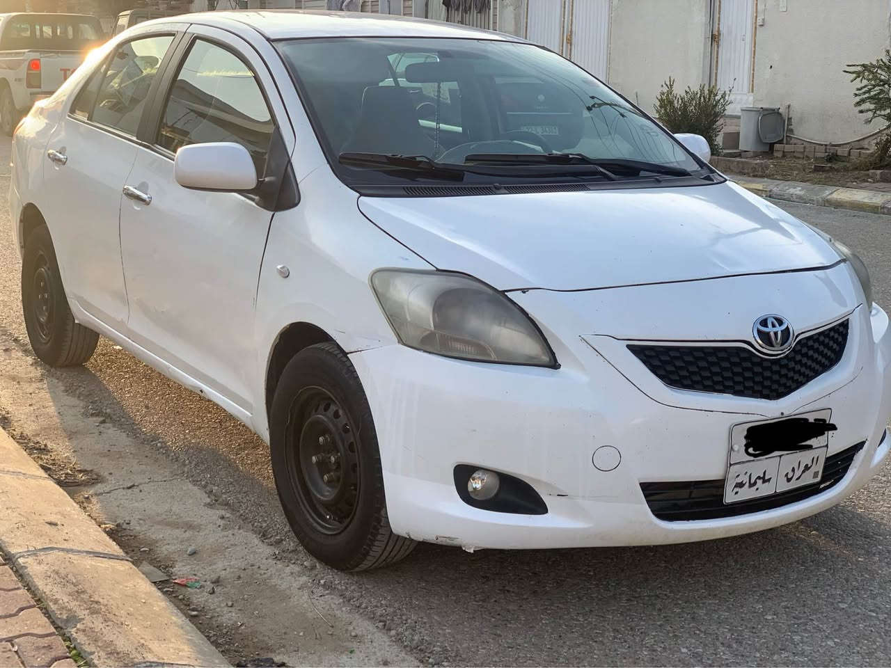 باسم الله الرحمن الرحيم 

***********
تۆیۆتا یارس 2008 گێر عادی مەکینە گەورە
حیزام بۆیاخە بەعام ئەیفرۆشم
سەنەوی بەسەرچووە
تەحویل و غرامە بەشەرت
هیچ مەسرەفێکی تێدانیە 
تاقم پێشی تازە داگیراوە هەمو شتێکی بەشەرت 

گێڕو مەکینە بەشەرت
مەکینەی تازە گۆڕاوە لۆکە
هیچ کێشەیەکی تێدا نییە 

سعر ٦٢ گەڵاو مەجال

ژمارەی خاوەنەکەی 
***********
شوێن چەمچماڵ
سەیارەکە هی من نیە تەلەفۆن بۆ خاوەنەکەی بکە شمشمل, السليمانية
