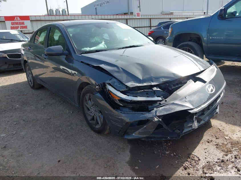 الانترا  دخول جديد لون سمنتي رقم شهداء ذي قار حادثه مرفق بصوره بيه كلير الدير الخلفي وشويه مل باب من امريكيه موديل 2024قبل سبوع دخناه هزه السعر 155وبيه مجال قليل بدون قطعه تبديل كفاله شواصي ومكينه وكير
اللتواصل على هاذه الرقم ***********
