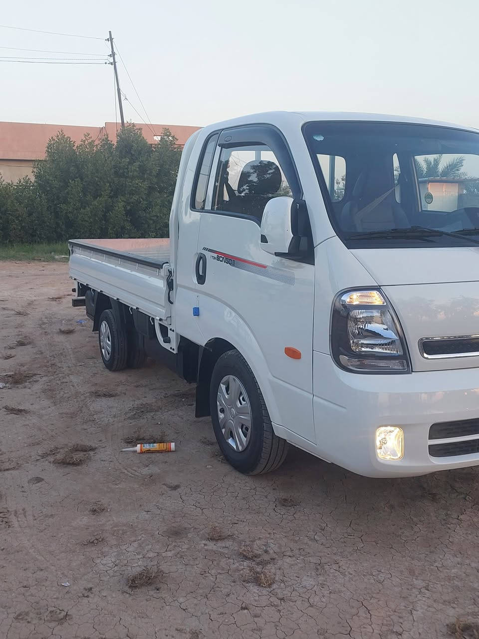 سلام عليكم.. كيا مسكر فول وربع اوتوماتيك موديل 2023 آخر موديل اجه بي كاز ال ٢٤ و ٢٥ اجه غاز... وارد كوريا اصل مو تجمع صيني.. السياره بعدي زيرو ماشيه ٩ فقط. تترقم بسمك مباشر رقمها بغداد. هزه جديده مجرد تروح تبصم إجراءاتها كامله .. 
مواصفاته  مري شفط .... تدفئه وتبريد بل كشنات والستيرن.. حساسات.. مانع انزلاق.. تحديد مسار... رادار امامي .. كشن كهربائي... هيترات بل مري.. فول للأخير 6دكم 
رايده ب ٢١٠ وبيها مجال قليل شامل الرقم يعني مرقم وكامل 
بل شركه اخواتها ب ٢٣٥ 
مكاني بابل المشروع المسيب قرب الدولي..مويلحه..
***********
***********
