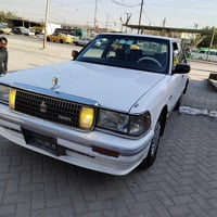 تويوتا كراون • ١٩٩٠ • حدادية