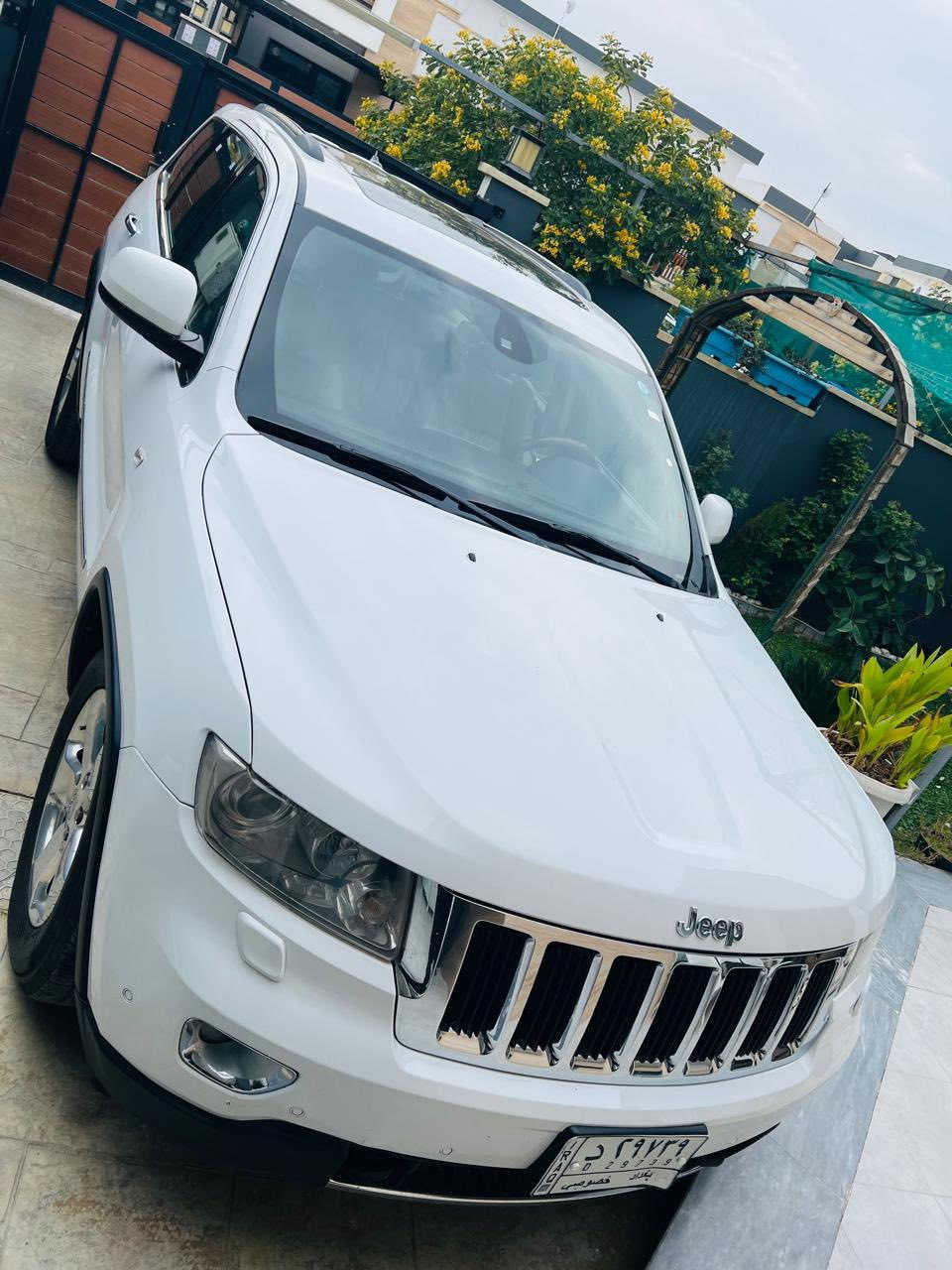 جيب موديل 2013 (   خليجي  ) مكفولة كفالة عامة
رقم بغداد تحويل ثاني يوم 

فول مواصفات لمتد

فورويل

 حجم المحرك : 6سلندر 3600  

ماوس وضعيات قياده الفور ويل 

جكات 3وضعيات

 فتحة بانوراما  

*غرفه السياره عسلي 

بصمه  

كشنات الاماميه كهرباء

حساسات خلفية وامامية وجانبيه

تشغيل عن بعد   

تحكمات ستيرن فول

مكان ديالى سد حمرين

السعر 215 وبيها مجال

***********مكلف بالنشر اتصل بالرقم
