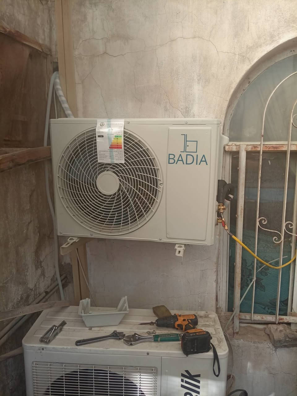 ✅ تم بحمد الله تنصيب مجموعة من أجهزة سبالت شركة البادي بمختلف السعات والأحجام، في العديد من مناطق بغداد الكرخ والرصافة، وفق أعلى معايير الجودة والدقة في العمل.
🔧 الفني وسام البهادلي للتبريد 📍 تجهيز • تنصيب • صيانة جميع أنواع أجهزة التبريد والسبالت
📞 ***********
📞 ***********
ثقتكم محل اعتزازنا، ونسعى دائماً لتقديم أفضل خدمة بأعلى مستوى من الاحترافية.
