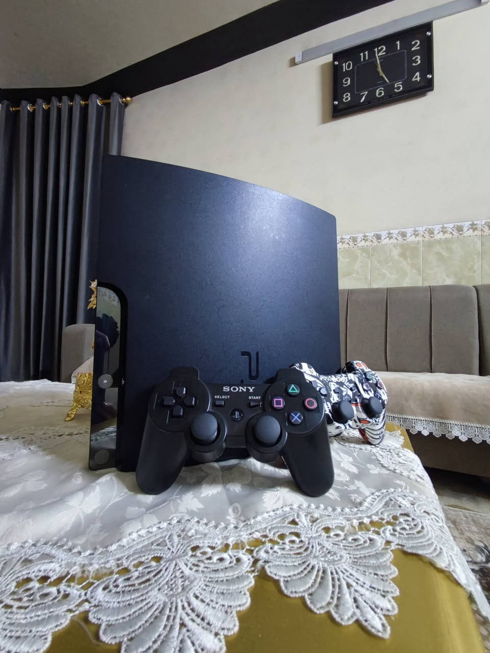 PS3للبيع
جهاز نضيف شوفت عينك.
بيه لعبتين فقط.
ملحقاته.
جوستكين2
واير الكهرباء
واير الشحن الحوستك
والhdma
سعر 140
مكاني مدينه الصدر.قطاع11


**إذا كنت صاحب هذا الإعلان وتريد حذفه لأي سبب، رجاءا أرسل رسالة إلى الدعم الفني**