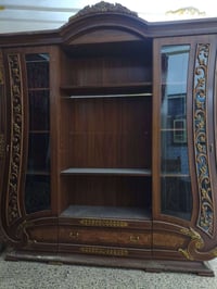 متاح معرض للبيع استاذ شهاب 07707933176