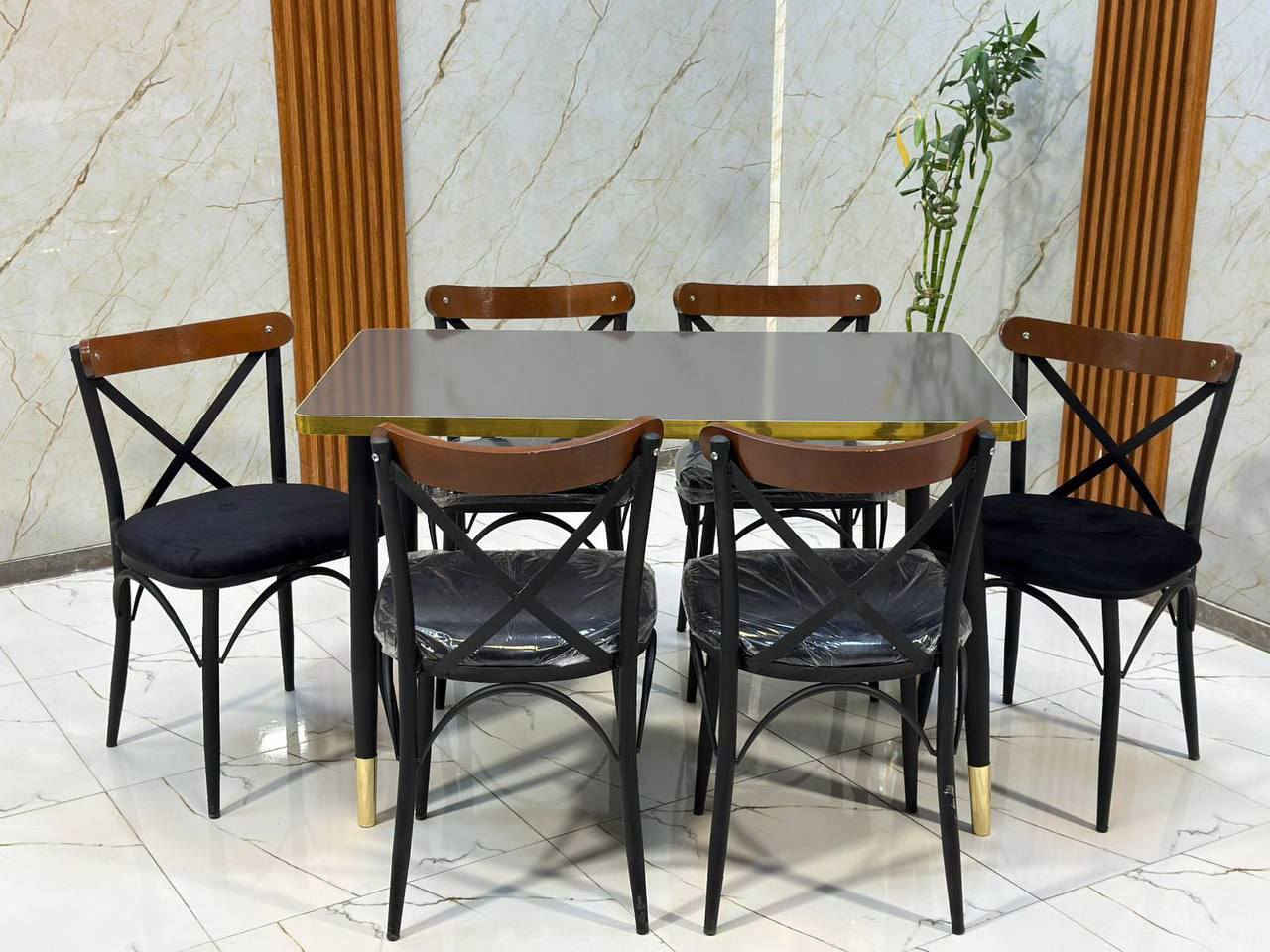 ميز طعام سطح خشب كشنات جلد رجل حديد
4 كراسي 175الف 

6 كراسي 225الف


**إذا كنت صاحب هذا الإعلان وتريد حذفه لأي سبب، رجاءا أرسل رسالة إلى الدعم الفني**