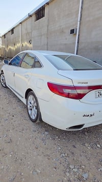 ازيرا • ٦ سلندر • ٢٠١٤