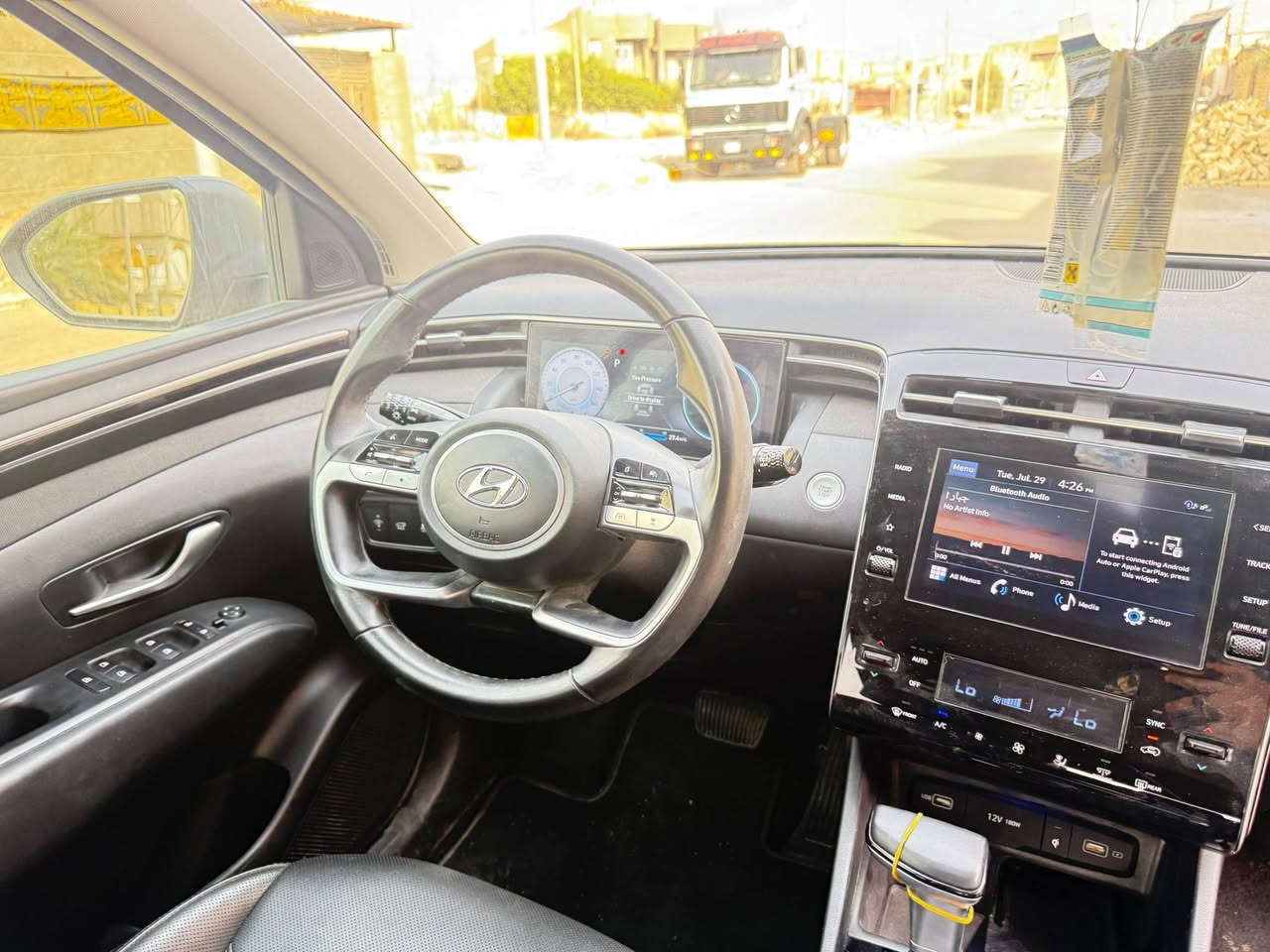 توسان موديل ٢٣فول مواصفات فتحه بالقماره كشتات جلد تدفا بالكشنات تشتغل عن بعد محرك ٢٥٠٠سياره وارد أمريكي الضربه قبق الجنطه مبدل فقط السعر ١٦٨بيها مجال بسيط مكان السياره ناصريه سوق الشيوخ ***********
