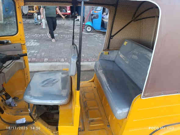 تكتك ١٩ شهر السابع اوراق اصليات لحد البصمه وياك تكتك كشر ومكينه واكسل وتخم تاير وجادر جديد السعر ٥٥٠٠ مكان الشعب رقمي ***********
