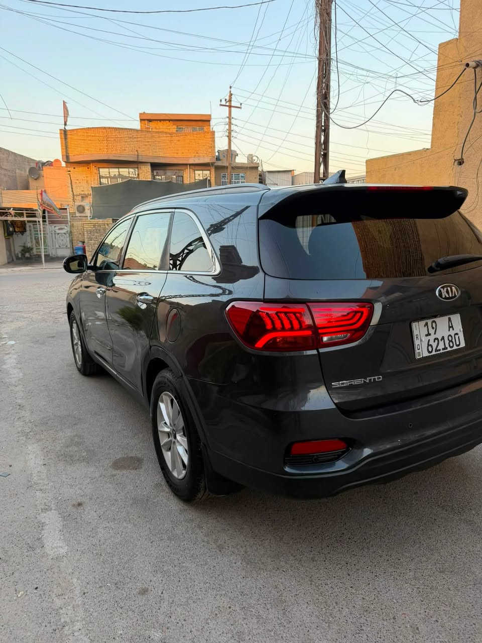 للبيع سورنتو موديل 2019 وارد امريكي حادثه طخات بدون دواخل جاملقات اماميه وباب محرك 2400 7راكب شاشة تخم تاير صدر تبريد سيارة جديدة رقم كربلاء بسمي سعر 133 ورقة مكان سيارة بغداد الرصافة رقمي ***********
