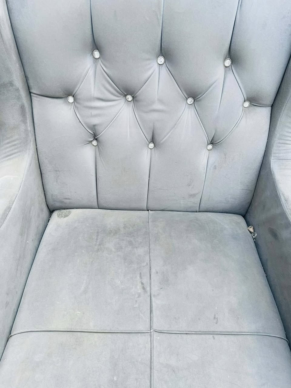 للبيع ب١٠٠ وبيهن مجال


**إذا كنت صاحب هذا الإعلان وتريد حذفه لأي سبب، رجاءا أرسل رسالة إلى الدعم الفني**