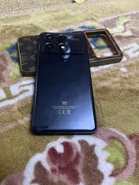 بوكو اكس ٦ برو • ٥١٢ • مستعمل ٦ شهور