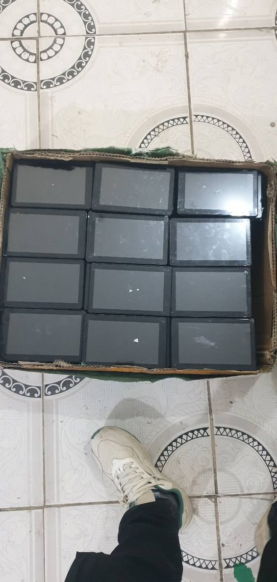 سلام عليكم للبيع ايباد فحم القطعه ب4 الف البيع جمله فقط الحجز واتساب *********** ديوانية, القادسية
