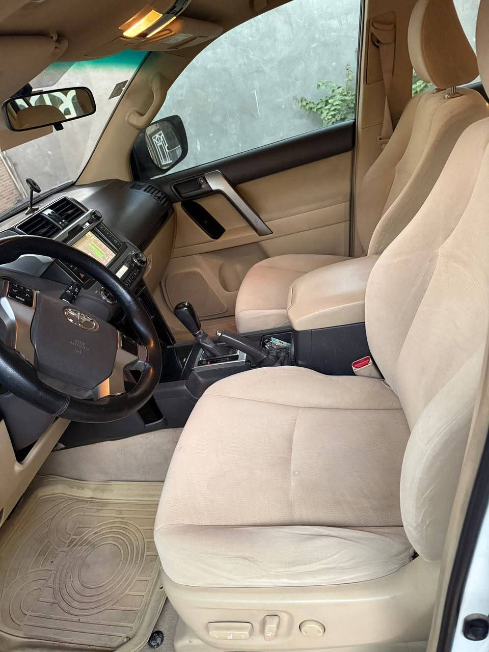 سلام عليكم
للبيع برادو TXL 2016 السعر 370
ماشيه 99566
جديده جاهزه من جميع النواحي 
مكفوله عدا بارد جدا بسيط 
السونار مرفق مع الصور 
مكاني بابل مركز المدينه 
للاستفسار 
***********
***********
