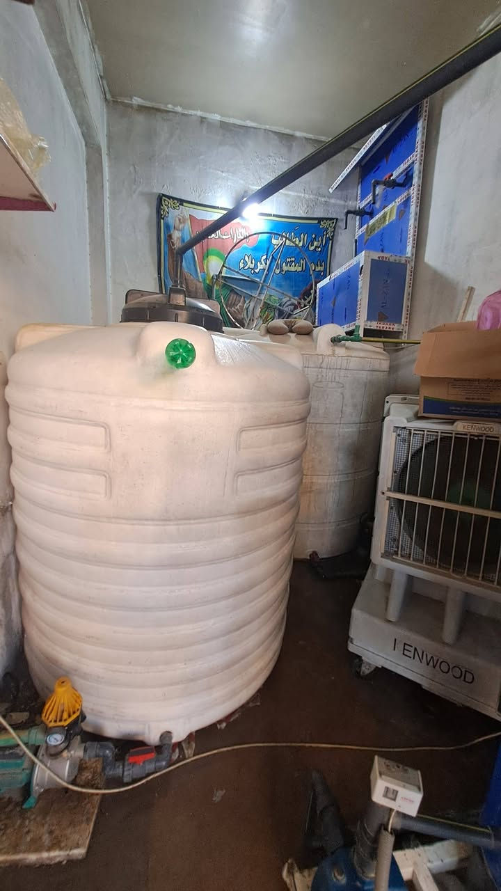 محطه ماء ارو للبيع مع ملحقاتها ماطورين وخزانين ماء سعه 2000و3000 لتر السعر 4000000 اربع ملايين العنوان بغداد /بلديات الاستفسار الاتصال على الرقم***********
