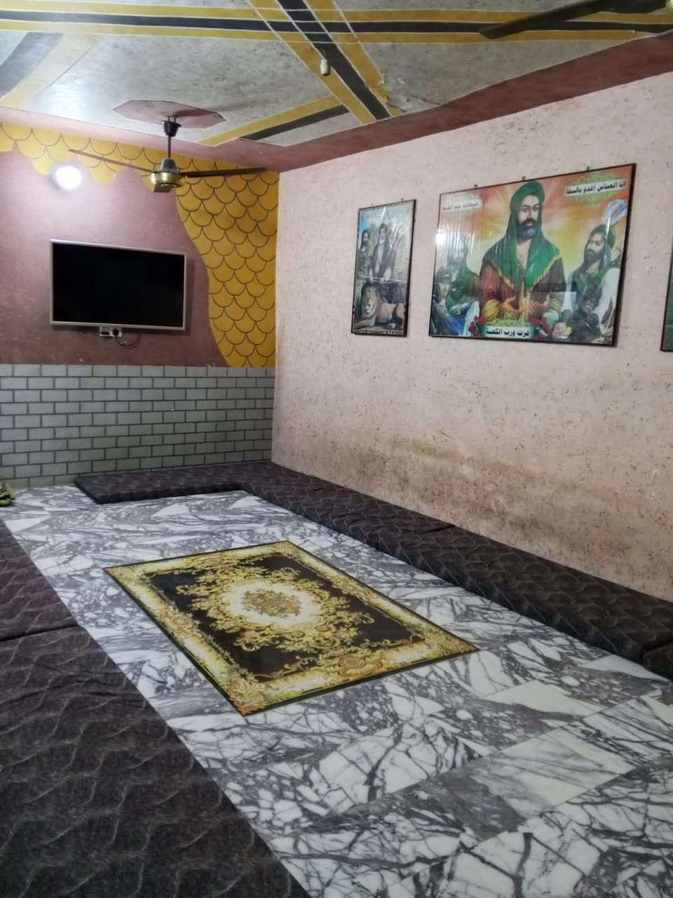 سلام عليكم بيت للبيع 140متر طابو صرف ثاني بيت عله شارع 20
***********
