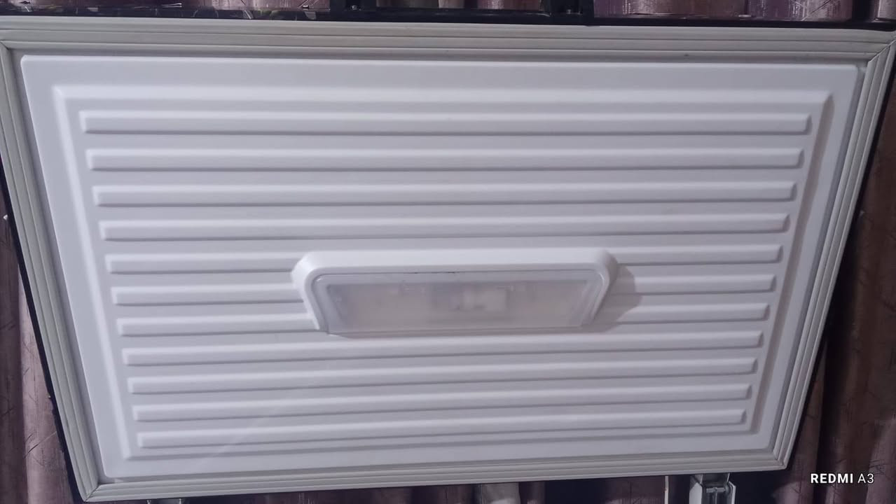 ثلاجه مبرده مجمده كلهن نظيفات ***********
