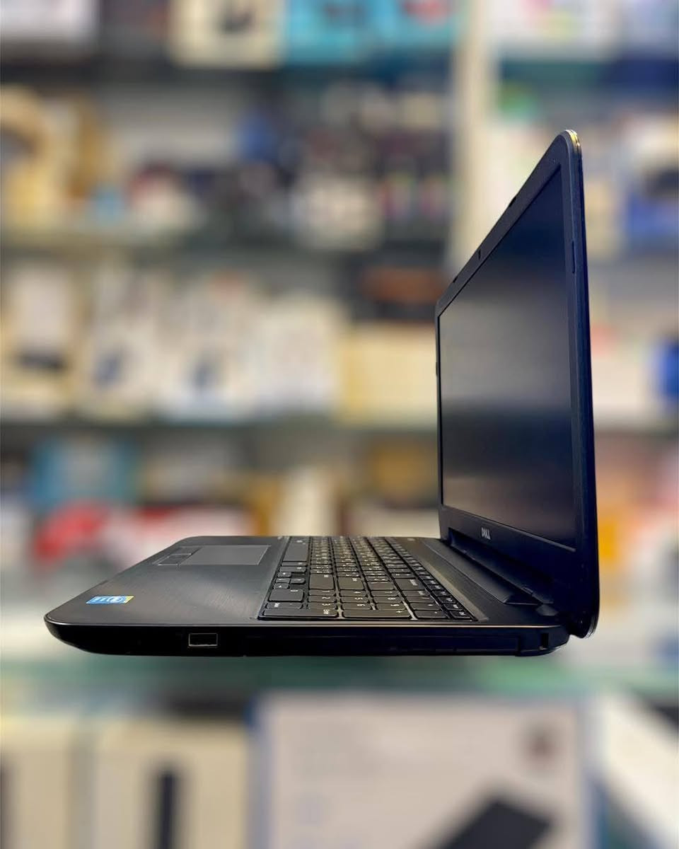 لفترة محدودة فقط بسعر : 125 الف
Dell Latitude 3540
المواصفات : Intel Core i3-4030U
 معالج كور اي ٣ الجيل الرابع
‏‎رام: 8GB DDR4
‏‎ذاكرة : 128GB SSD
كرت شاشة داخلي : 4GB INTEL SHARE
‏‎الشاشة: 15.6inch
كيبورد عربي انگليزي
‏‎ مدخل USB A  و منفذ سماعة
منافذ VGA , LAN
ويحتوي قارئ اقراص
توصيل جميع المحافظات ٥ الاف
ماوس وحقيبة هدية مع الجهاز
ضمان لمدة ١٠ ايام من تاريخ الوصل
مراسلتنا عبر الواتساب او الماسنجر
***********
***********
