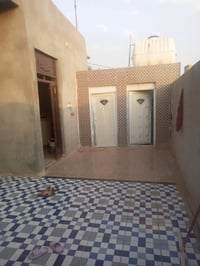 ٥٠٠م • بناء ٣٠٠ • طابو زراعي