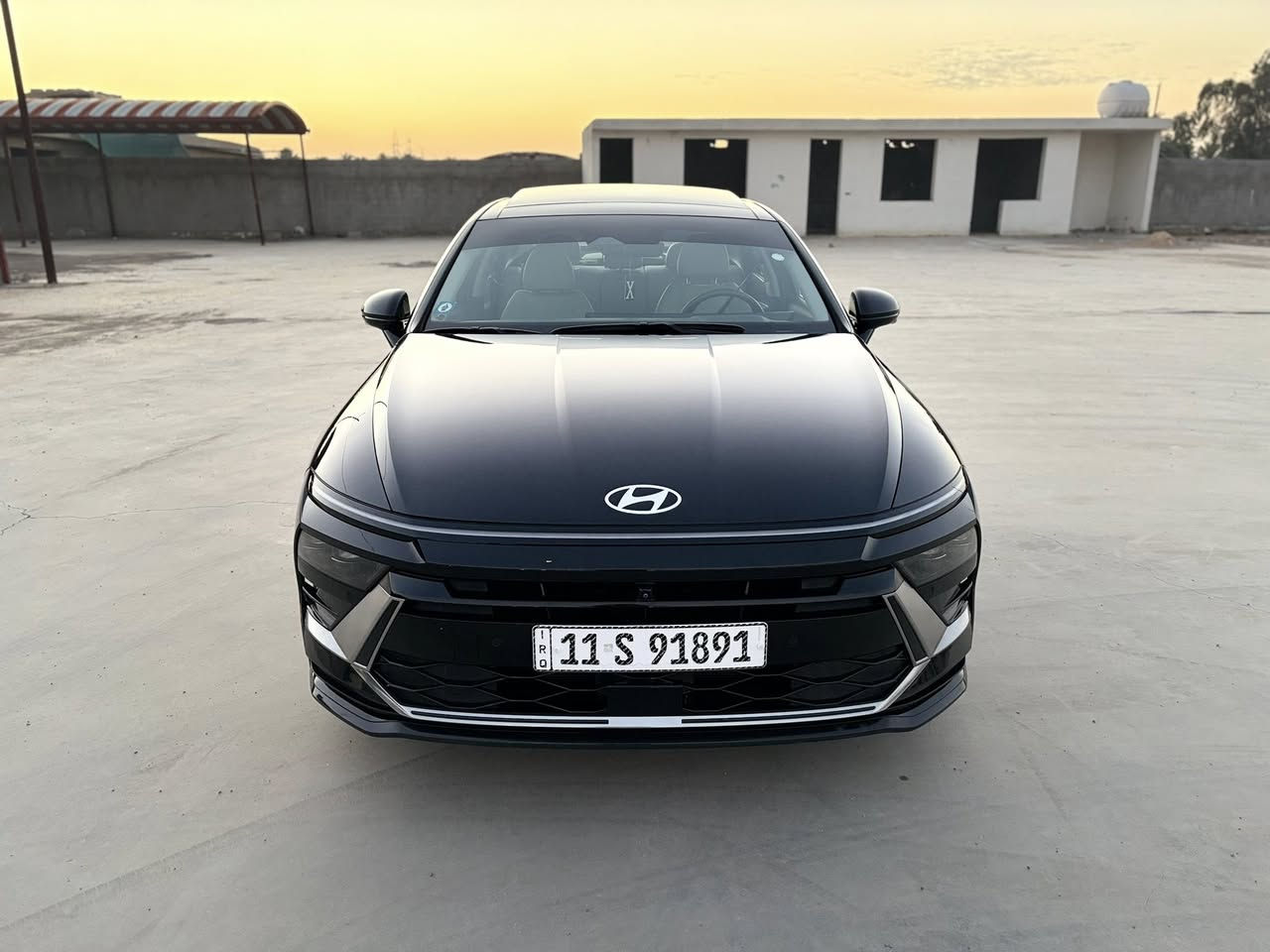 بسم الله
السلام عليكم 
سوناتا 24 لمتد 
السياره ماشيه 8500 ميل 
فول مواصفات داخل اوف وايت 
حادثها بابتين اليمنه موجوده صور الحادث 
السياره جاهزه من كلشي رقم بغداد بسمنه 
السعر (218) وبيه مجال 

‭0789 138 7389‬
*********** وبي واتساب
