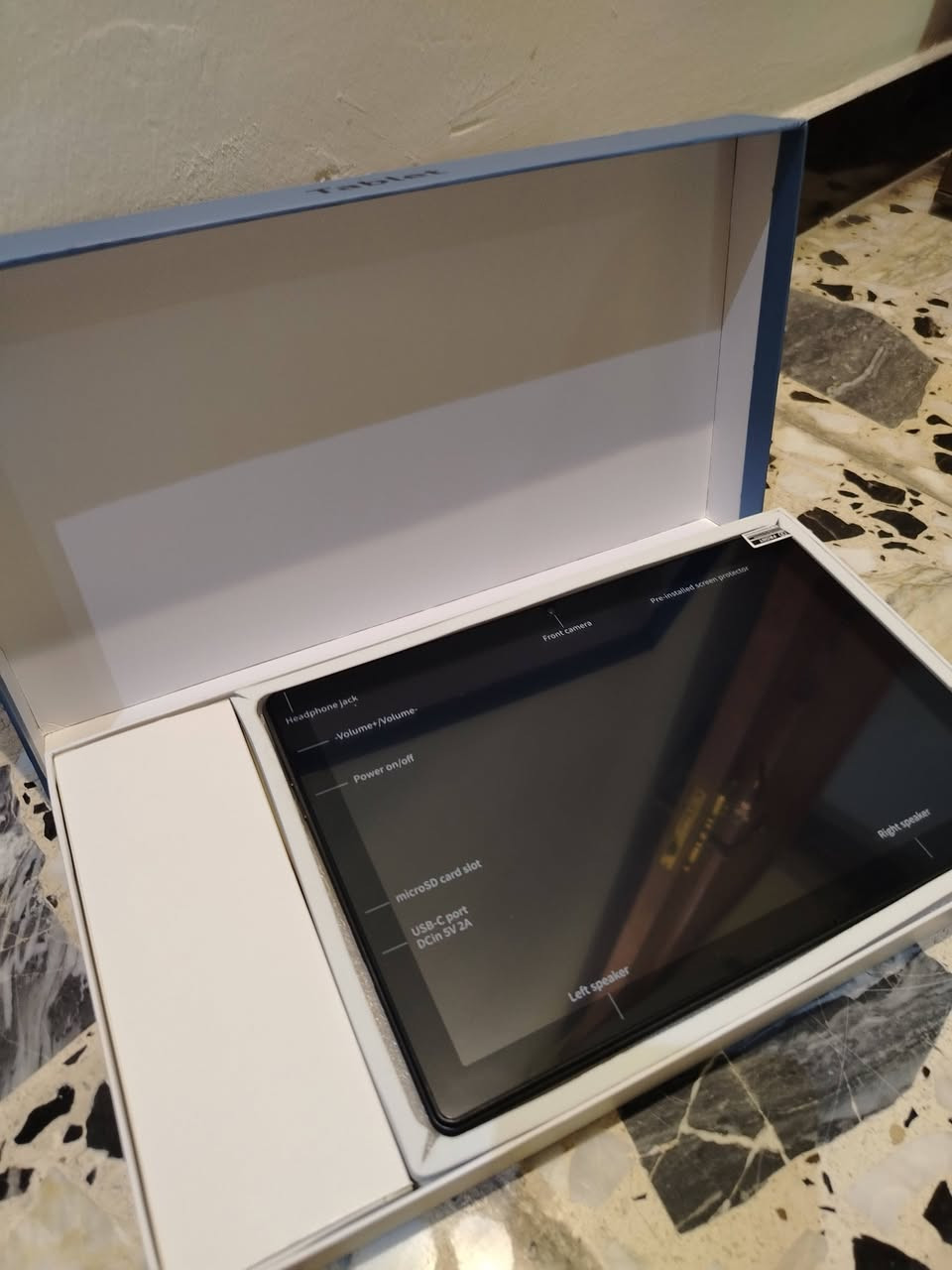 هذا الجهاز هو تابلت أندرويد من طراز AiProTablet K10C، يأتي بشاشة حجمها 10.1 بوصة.
تم تصميم الجهاز بذاكرة تخزين داخلية بسعة 64 جيجابايت ويتميز بوجود كاميرا مدمجة.
وفقًا للبيانات، يتوفر هذا الطراز باللون الرمادي الداكن ويعمل بنظام أندرويد
السعة: بطارية قوية بسعة 6000 مللي أمبير تدوم لفترات تصفح واستخدام طويلة.
منفذ الشحن: يدعم الشحن عبر منفذ من نوع Type-C (بجهد إدخال 5V ومعدل أمبير 2.0A كحد أقصى كما يظهر بالملصق الخلفي للجهاز
المعالج: رباعي النواة (Quad-Core) بسرعة تصل إلى 2.0 جيجاهرتز.
الذاكرة العشوائية (RAM): يأتي بذاكرة أساسية تبلغ 2 جيجابايت أو 4 جيجابايت (تصل افتراضياً إلى سعات أعلى عبر ميزة التوسعة الافتراضية للذاكرة).

💾 السعة والتخزين
ذاكرة التخزين الداخلية: 64 جيجابايت.
منفذ التوسعة: يدعم تركيب كارت ذاكرة خارجي (MicroSD) لزيادة المساحة
📶 يدعم Wi-Fi، ونسخة 4G تدعم شريحتي اتص
السعر:175   الف وبي مجال

بغداد حي العامل الاتصال ***********
***********
