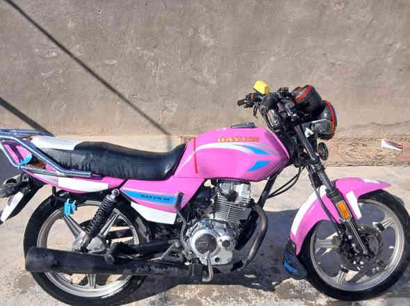 متاح دايون عضم موديل ٢٣ أوراق استنساخ بليته ورقم شاصي موجودات السعر ٨٠٠ وبيها مجال بسيط الرقم *********** كربلاء الحسينية.
