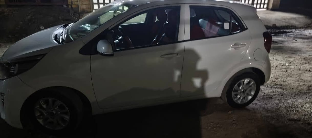 كيا بيكانتو ١٩ للبيع خليجي رقم بغداد لون ابيض بيها طخات بسيطه الباقي مكفول للبيع السعر ١٠٨ الاتصال عل الرقم *********** مكانها ديوانيه
