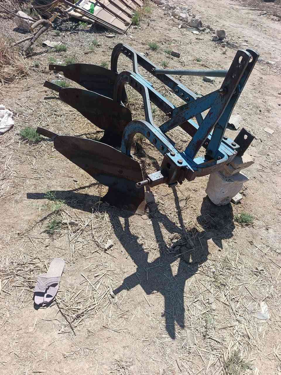 فدان للبيع مكفول ***********
