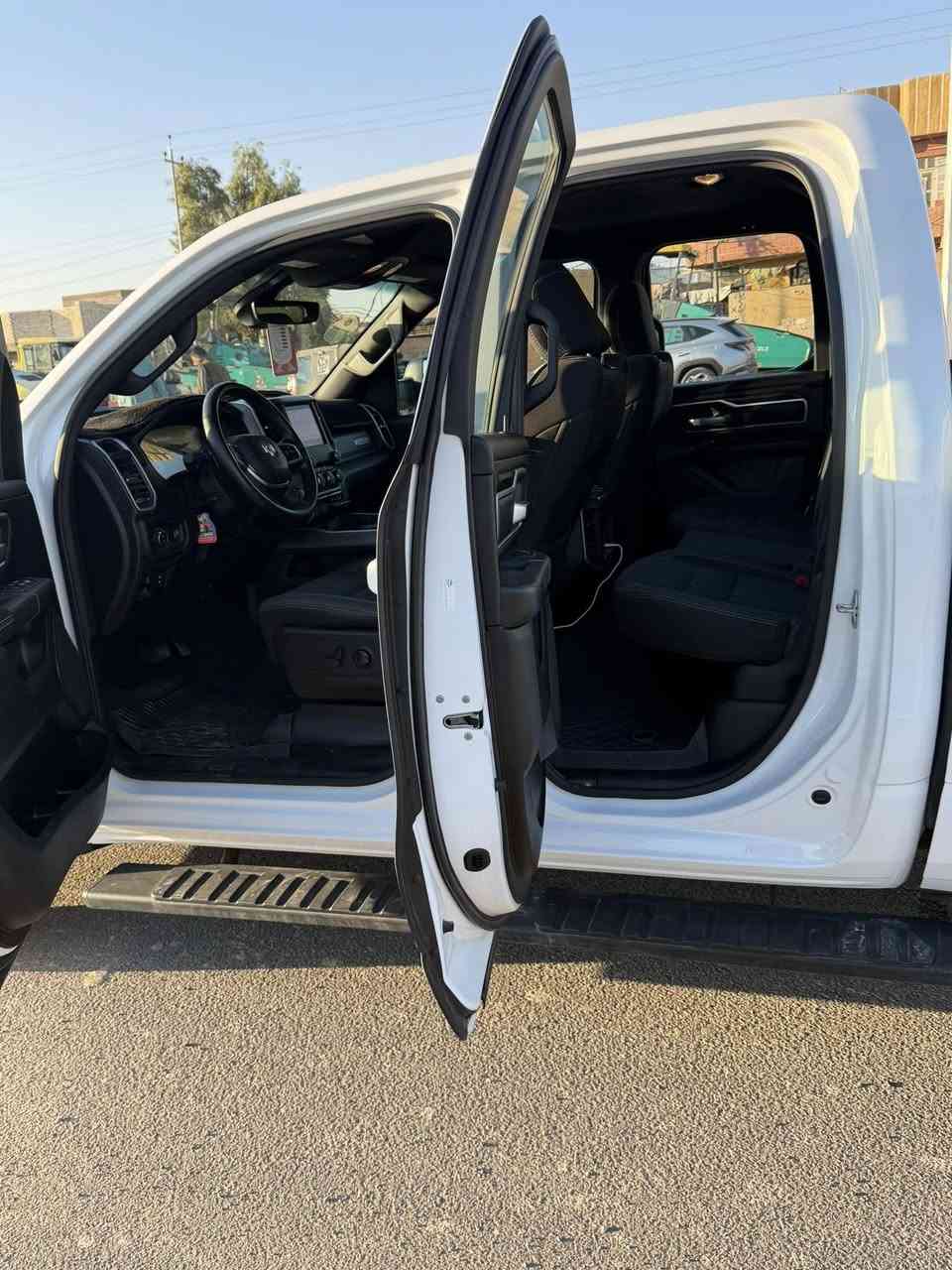 ‏موديل 2022 سيارة جديدة باسمي مكان بغداد رقم الهاتف ***********￼￼ السعر 265 أبيها مجال شراي ￼
