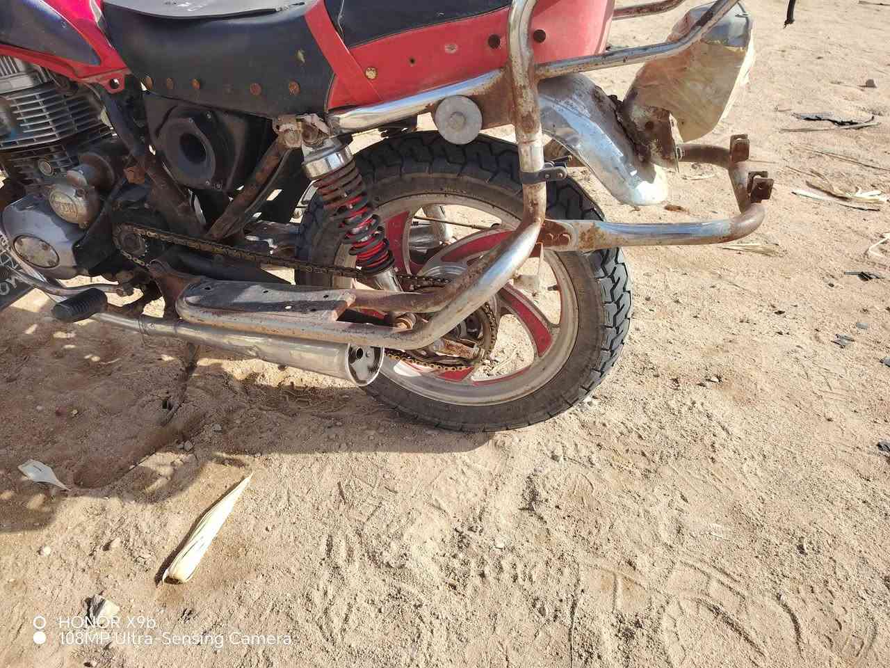 السلام عليكم دراجه للبيع ***********
