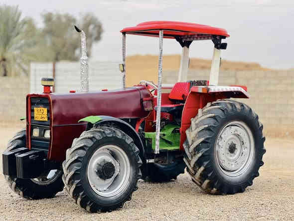 السلام عليكم مكينه دبل إيراني للبيع موديل 2015كله عل شركه رقم وسنويه اربيل تريد تحويل تريد وكاله السعر 107ورقه وبيه مجال الاستفسار عل الرقم ***********
