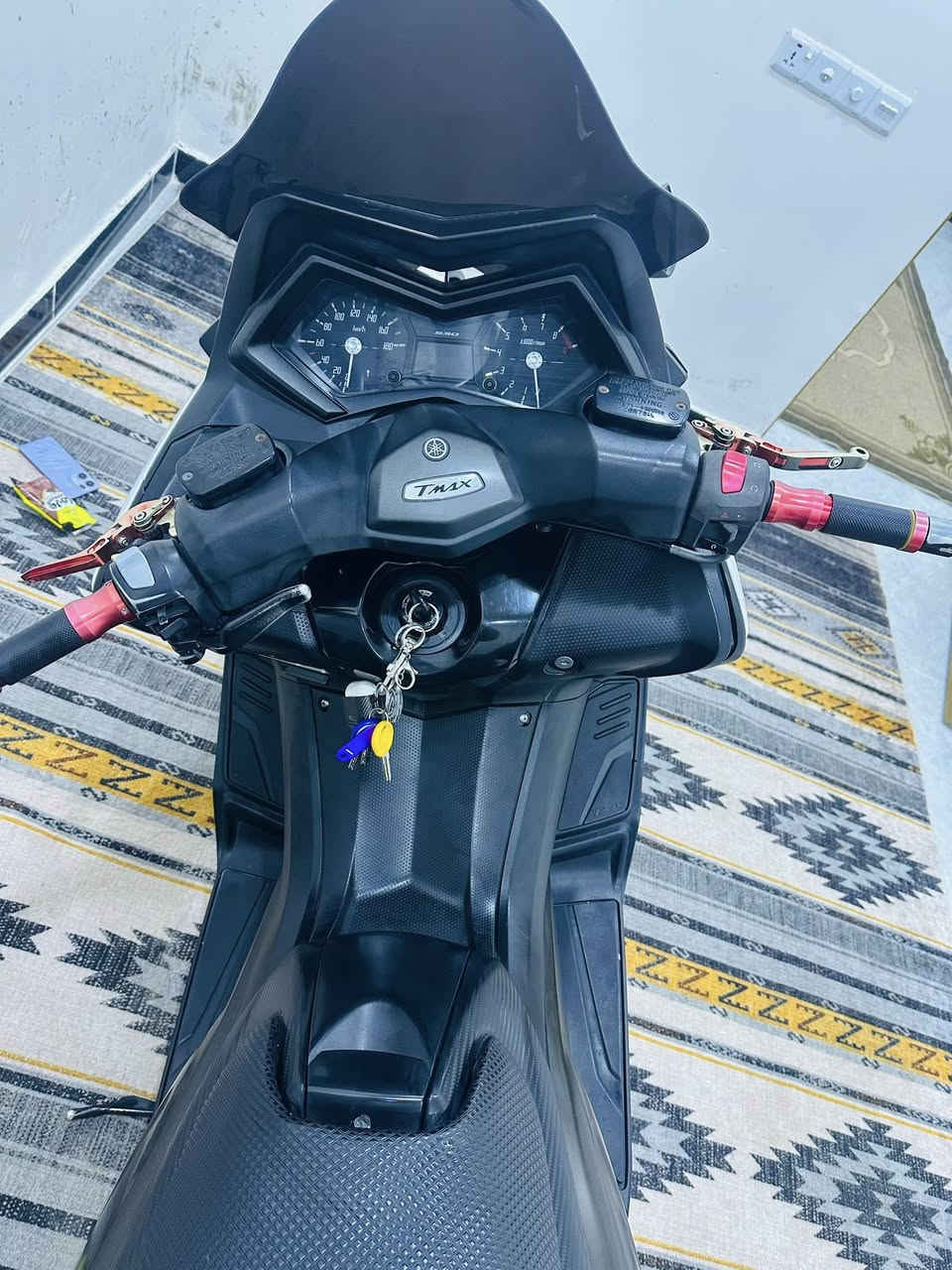 دراجه تي ماكس كفاله عامه  ٣سويجات
نضام اي بي اس موديل 2014
دراجه تجي وتفحص ع راحتك ***********
