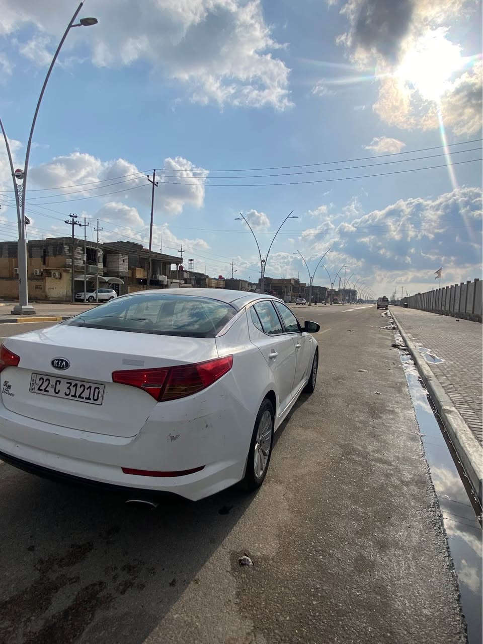 يا الله السلام عليكم كيه اوبتيما وارد كوري كفاله السياره لا تبديل ولا صبغ گير محرك تبريد حداديه تخم تاير كهربائيات كلشي شغال وجديد السنويه ما منتهيه لغاية 28 السياره ايبل واحد مال بيت ما متعوبه لايت زنون مري شفط تحكم ستيرن سعرها 113 وبيها مجال قليل مكاني البصره الرقم *********** البصرة, العراق
