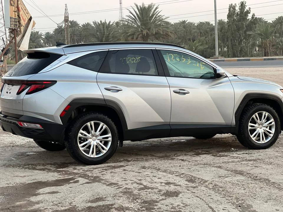 توسان 2024 🟥(مرقم بغداد)
لون سلفر     
كشنات تدفيه ويه الستيرن
ماشية 17000
امريكي محرك 2500
كشنات قماش
رادار خلفي امامي جانبي 
شاشة كبيرة.    
دكم التبريد لمس 
كير عصا اربع انظمة قيادة
اوتو هول 
تحكمات استيرن كاملة 
سيارة نظيفة جدا 
السعر 19500$ 
📍بغداد الشعب 

‭0771 683 1477‬
