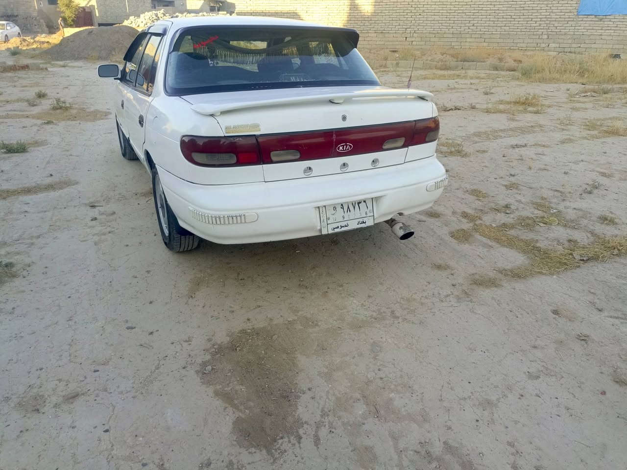 السلام عليكم كيا سيفيا للبيع موديل 95 محرك شرط جير اوتوماتيك تبريد خير من الله سياره تخم تاير صدر منفوض سياره جاهزه تحويل مباشر مكاني صلاح الدين سامراء 43 وبيها مجال***********.   ***********
