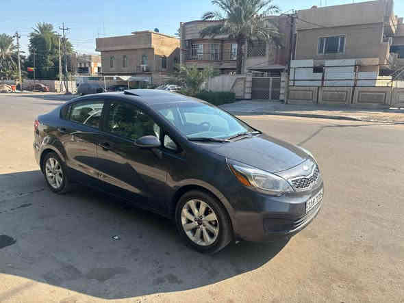 للبيع كيا ريو وارد كندي موديل ٢٠١٧ حادث جاملغ وباب صدر بدون دواخل رقم بغداد بسمي تحويل مباشر تبريد صدر كير مكينه بلادي تخم تاير جديد مكينه ١٦٠٠ جي دي اي فتحه سقف فئه Ex  ارضيه جلد مكانهه بغداد السعرر١٠٥ بيهه مجال بسيط للاتصال *********** بغداد
