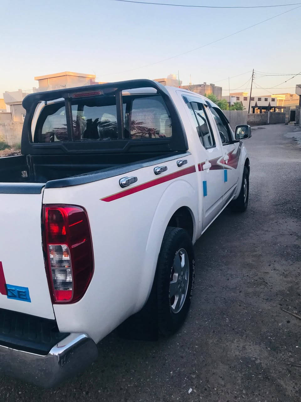 سلام عليكم من رخصة الأدمن نيسان نافارا للبيع سياره جاهزه ومكفوله ماعده ملاحضات زغيره تحويل ثاني يوم كير عادي تخم تاير جديد كير ومحرك بلاد على وضع الشركه 
 السعر خاص باقي التفاصيل اتصل وتدلل 
***********
