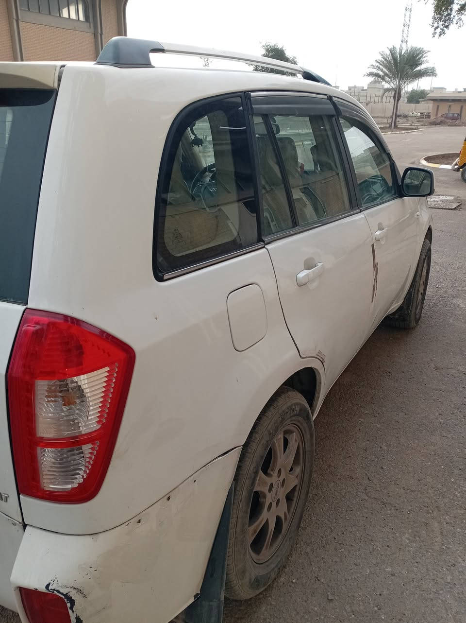 سيارة تيكو ٢٠١٤ كير ميكانيكي نظيفه لا يوجد بها صبغ السعر ٦٥ وبيها مجال حك الجية الشعلة بغداد هاتف ***********
