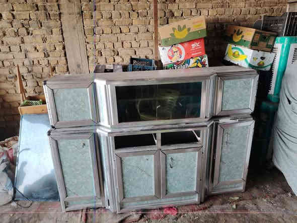 كاونتر وملحق السعر75الف بيع مستعجل العنوان حله ورديه خارج قرب علوت المخضر يم البسطيات مال المخضر  ***********
