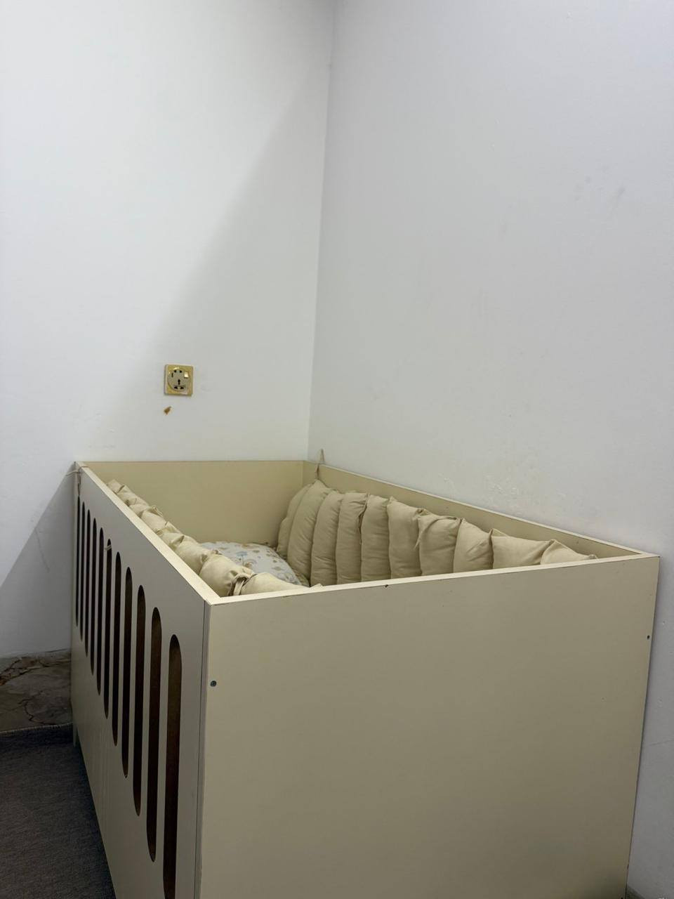 کامل دۆشەک و سیسەم یەکجار مناڵی لەناو خەواوە
هەولێر سێبەردان
*********** أربيل, العراق
