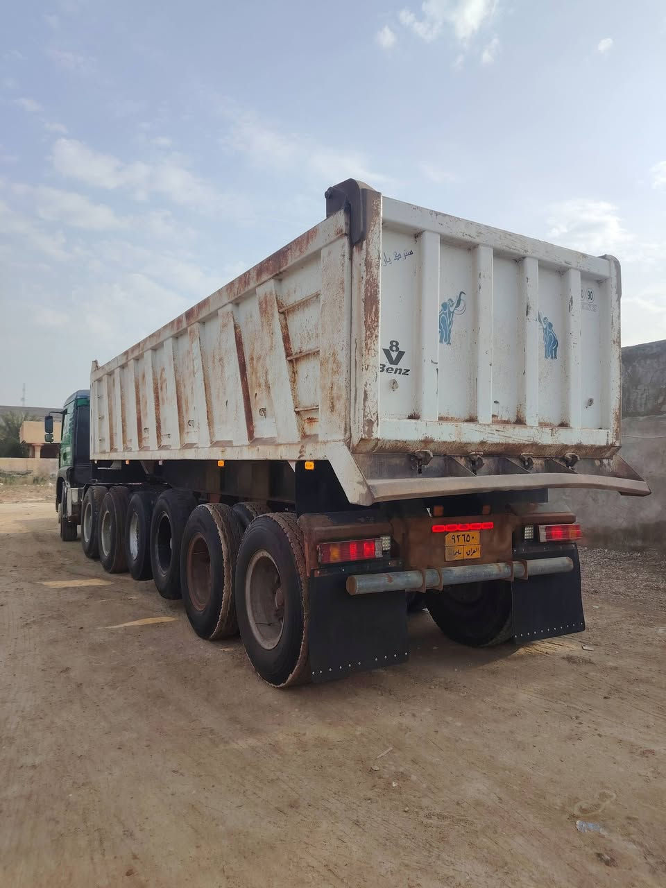 سلام عليكم عربانه نساف للبيع طول ٨ متر شريط دناكير ١٦ لعاب تخم تايرات مكفولة كفالة عامة سعر ١٦٠ مكان ديالى ***********
