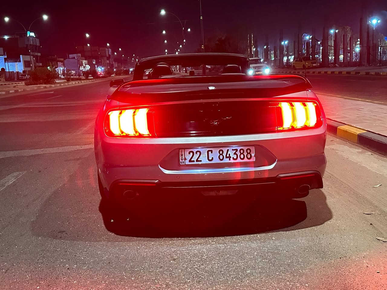 مواصفات فول 1/1
محرك 4 سلندر 2300 تيربو
🏎️ سقف كشف بالكامل 
🏎️ رادار أمامي خلفي جانبي 
🏎️ تحديد مسار - قيادة ذاتية حساس تصادم وقوف ذاتي 
 🏎️ بصمه تشغيل - بصمة ابواب 
🏎️ تشغيل عن بعد - نظام نقطة عمياء
🏎️ كشنات جلد كهرباء تدفئة وتبريد 
🏎️ 5 انظمة قيادة - 3 انضمه للستيرن
🏎️ كروز مثبت سرعة - حساس اطارات 
🏎️ اشارة ترحيب - لايت LED زنون 
🏎️ شاشة كبيرة لمس - كامرة دوارة  
وبعد هوواي مواصفات
حادثها جاملغ وبنيد  
--------------------------------
***********
سعر 180
