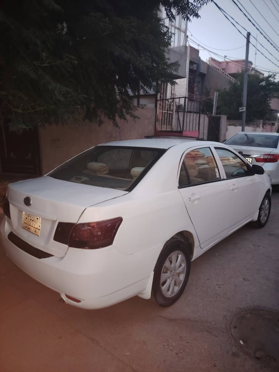 Byd2013 بەشەرتی  هە موو شتێک .کیڕو مە کینە ی کڕۆڵە . سنە وی جنوب. ناونیشان شلیمانی *********** واتساب
