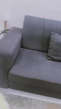 ديوان • نظيف • استعمال قليل