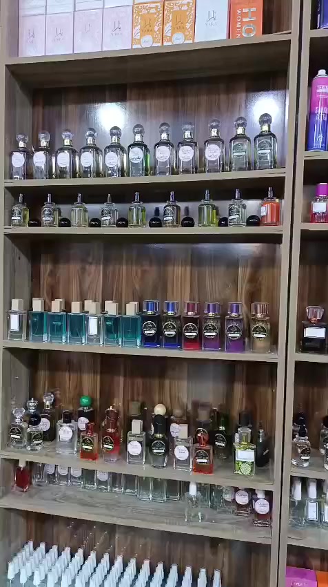 عرض خاص
٢٣مل  قطعه ٣ الف  قطعتين ب ٥ الف 
ملاحظه.. في حال العطر مبي ثباتيه الك حق اترجع الطلب اوكميه العطور
1.انا الابيض
2.بربري هير
3.رحاب الازرق
4.بلاتينيوم.
5.جذاب
6.فندي
7.ري ري رحاب
8.ون مان شو
9.غرام اليل
10. شوكلاتة سكس
11. فنتازيا وسط اليل
12. جكليتي
13.هافوك
14. سكاد تاج
15.فكتوريا سكرت
16.بولو بلو
17.انساسية
18ٍ. دنهل دزاير
19. دنهل احمر
20.جكليت كرمل
21.بخور عبير
22.شيفون وردي
23.شيخ زايد
24.بكرات روج
25.ايربابورا
26.زهره التوليب
27.سكاد تاج
28.ليدي بنفسجي
29.الفظيحة
30.بولو بلو
31.فياج
32.سوفاج ديور
33.بلاي بوي
34. شيفون وردي
35. 212
36. السعاده الابديه
37. صافي بلي
38.دنهل دزاير
39. الشهوه
40.غرام اليل
41. غلا زيد
42. مكياج ايطالي
43.بخور عبير
44.تراب الذهب 
45.فندي
46.يارة 
47.جنسي جدا
48.موصوف سويسري
49.ثروه
50.جواد اليل
واكو اهواي عطور ما ذكرنا اسمائهه

توصيل داخل الكوت ١ الف
المحافظات ٤ الف
 متوفر مفرد و جملة
مجمع الساعة الطابق الثاني 
كوت الخاجية
بداية شارع ٤٠ 
جوار مخبز سيد علي ابو الجير
***********
