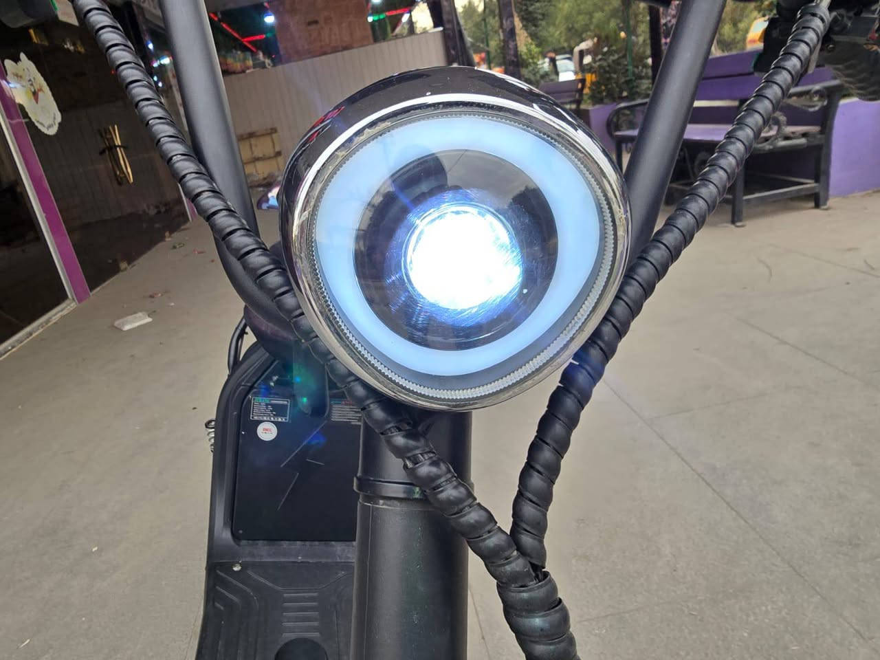 السلام عليكم دراجه هارلي امريكي اصلي بطاريه ليثيوم كلش جديدة مابيهه اي نقص فول مواصفات استخدام قليل رقمي للتواصل, ***********
