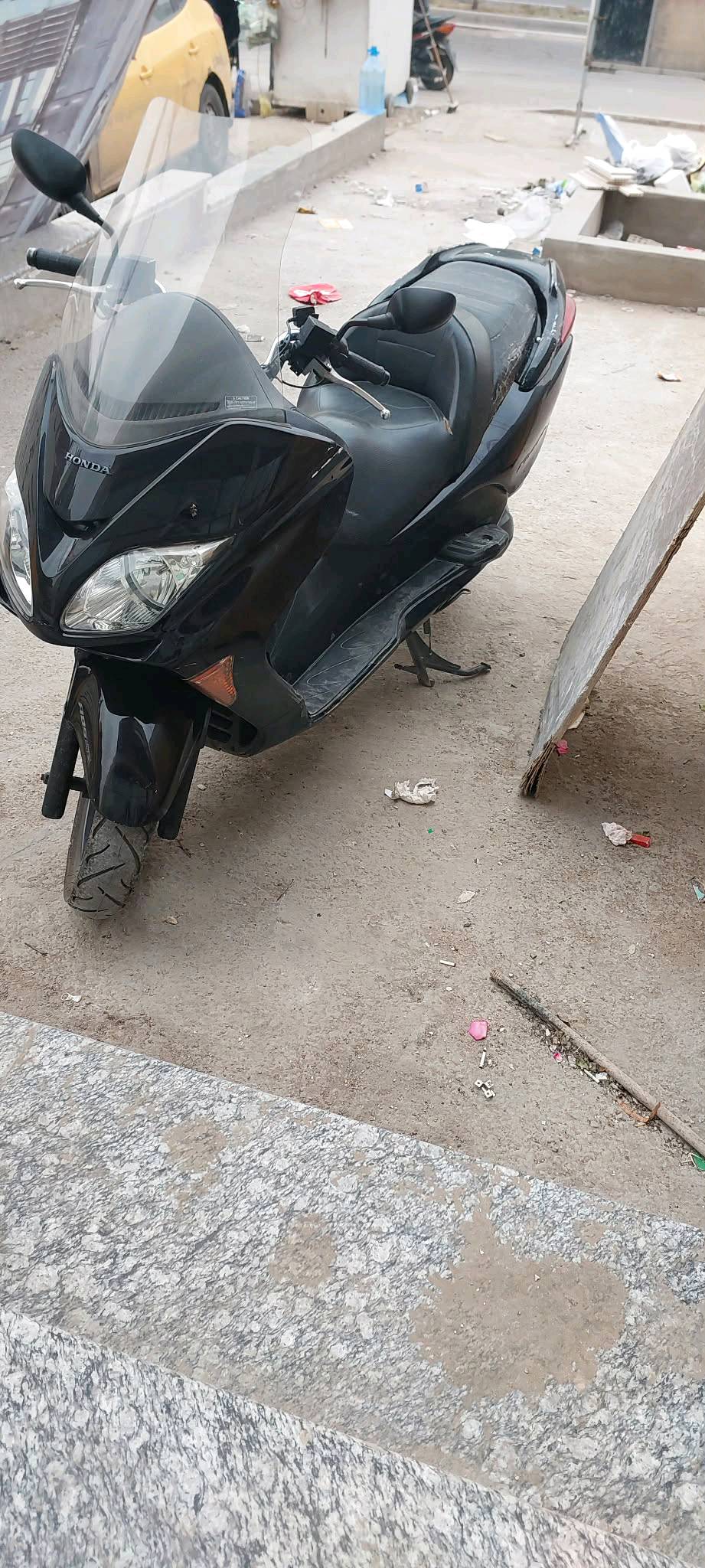 فورزه 8/0 للبيع مكينه وكير وكهربائيات كله مكفول ما بيه اي نقص 
بغداد جسر ديالى القديم 