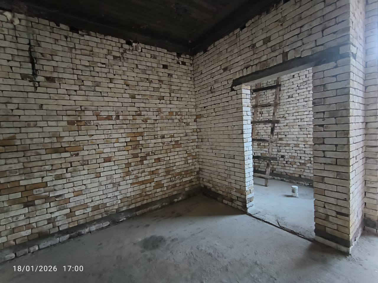 بيت +محلات للبيع زراعي منطقة كرادي شارع 30 ركن مساحة 300م كافة خدمات الاتصال ***********
